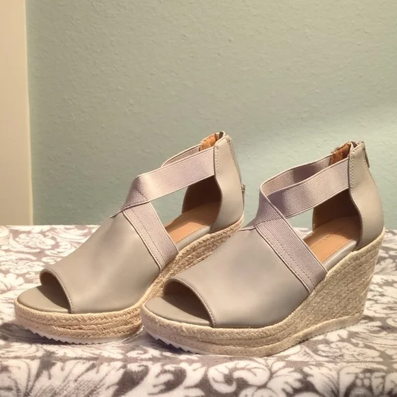 Report Wedge Grey Sandal - Picture 3 of 4